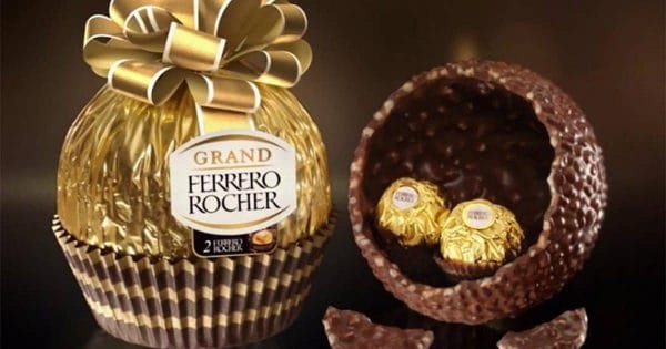 Grand Ferrero Rocher Inside